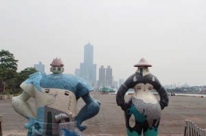 Pier 2 funny statues