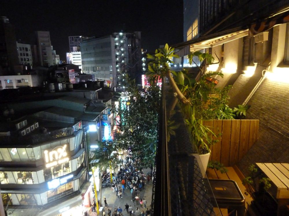 Balkon im Ximen Wow Hostel Taipei